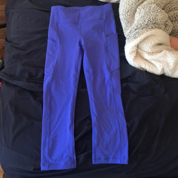 lululemon cropped leggings (royal blue) - Picture 1 of 3